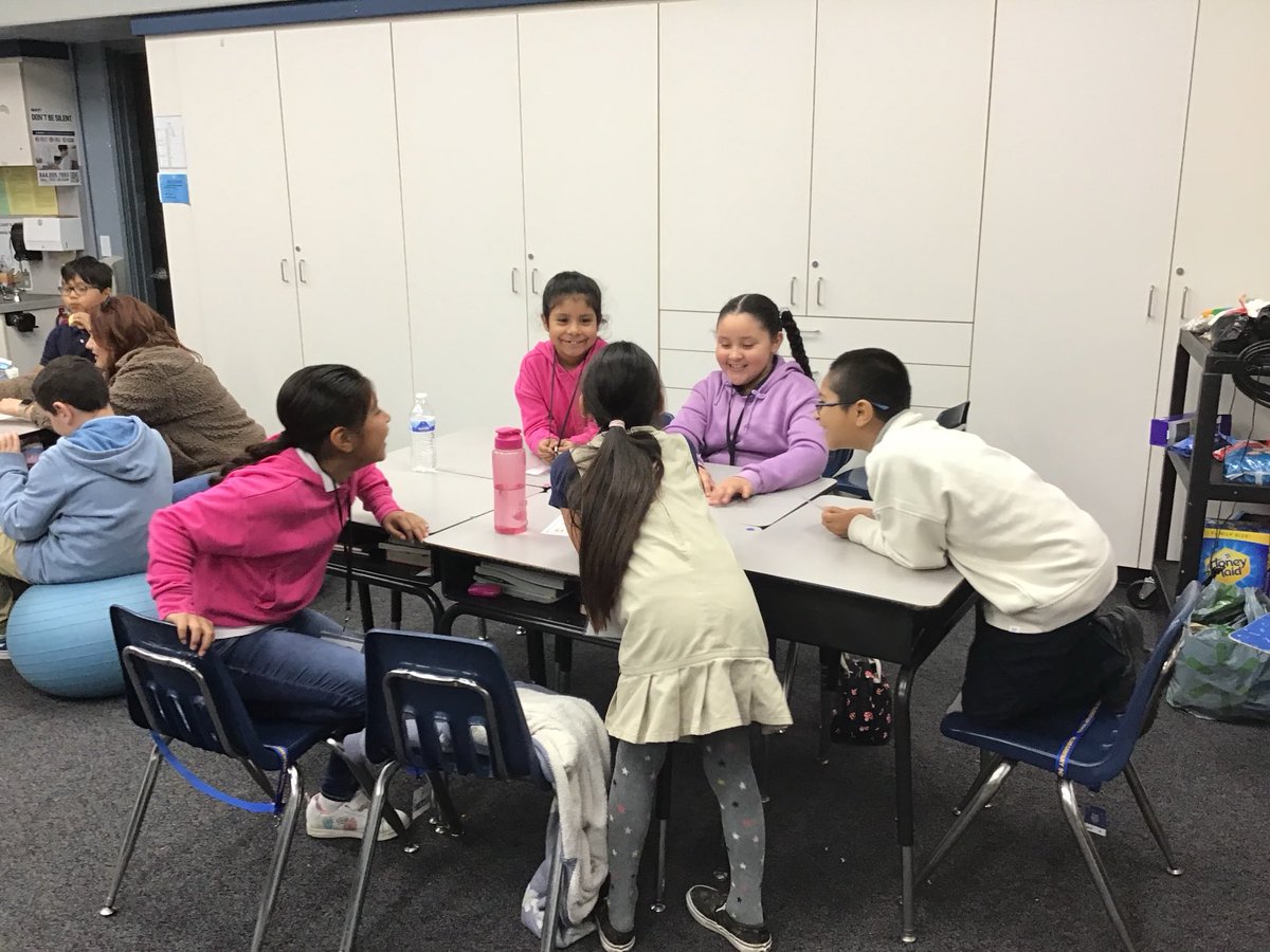 Laura Hernandez tweet media