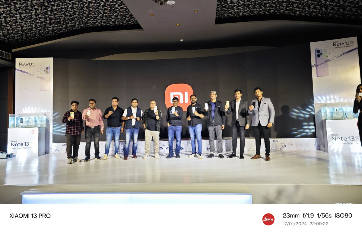 batchumalli's tweet photo. The Super Show goes on with another Super Roadshow in #Indore with our amazing #MiPartners.๐คฉ
Just blown away with the Super energy & excitement all around to delight consumers with our revolutionary products. ๐ช๐
#Xiaomi โฅ๏ธ #IndorePartnersMeet https://t.co/h8mGGukJbx
