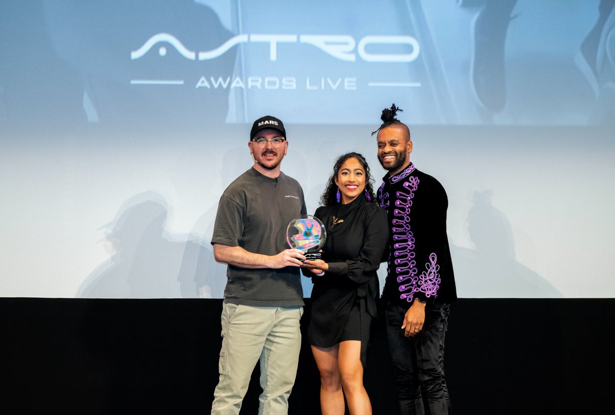 virgingalactic's tweet photo. This week, we proudly brought home an @Erdayastronaut Astro Award, recognizing our team's exceptional achievements in 2023 among an incredibly passionate crowd of space industry professionals and enthusiasts. Here's to reaching new heights — to infinity and beyond. 🚀 https://t.co/QMc1Sbp1jH