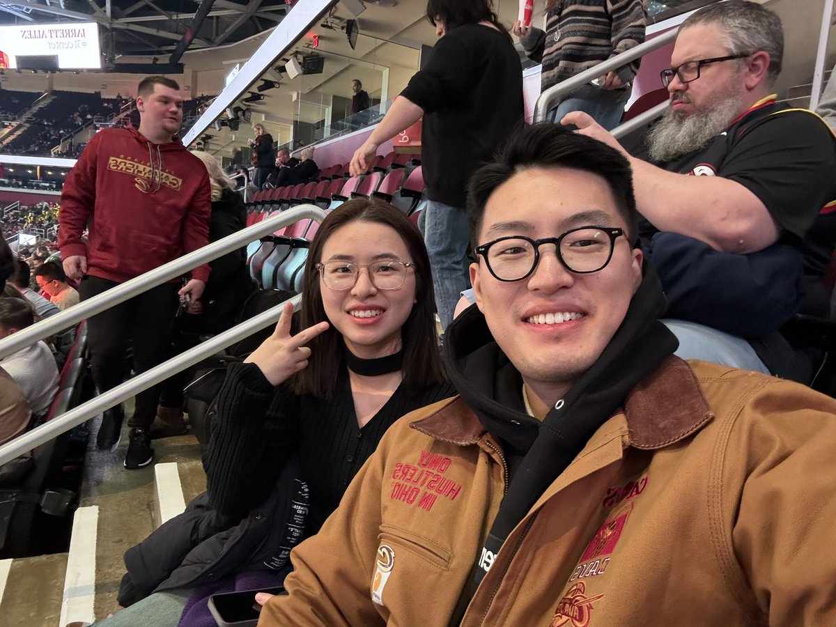 Andrew_0314's tweet photo. #letemknow LETS GO CAVS!!! https://t.co/lX3FTSGEbY