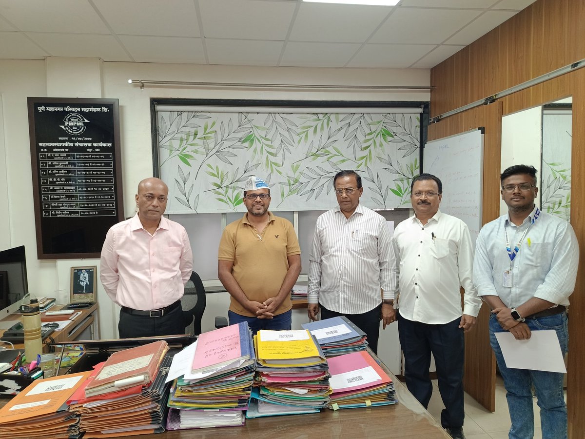 Had a fruitful meeting yesterday with @PMPMLPune officials. Pmpml will soon be launching a WhatsApp channel with actual departure timings of buses. Pilot program will be launched soon for long distance buses with less frequency from PMC and Swargate stands. @aapforpmc @snjagadale