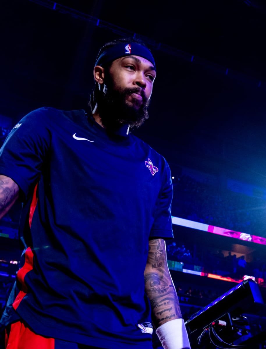 TheHoopCentral's tweet photo. Brandon Ingram tonight:

28 Points
10 Rebounds
10 Assists
3 Steals
20 +/- https://t.co/yltFcGVV7n