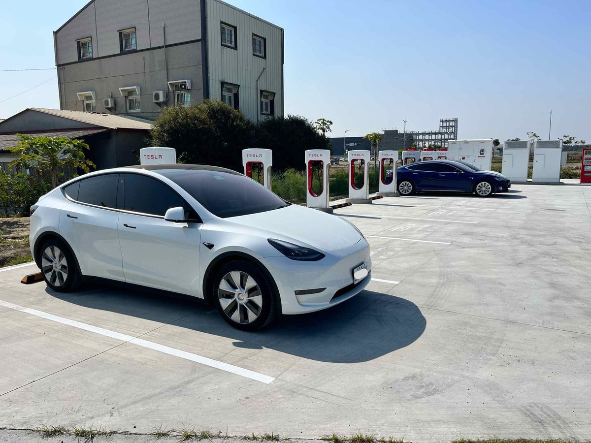 New Tesla Supercharger: Yunlin - Dounan Datong, Taiwan (8 stalls) tesla.com/findus?locatio…