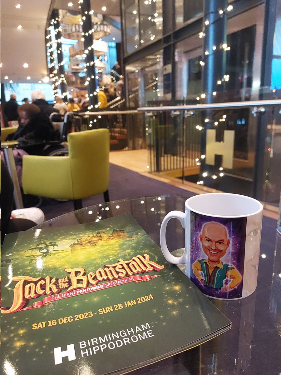 Returned to the Hippadrome this year to watch Jack and the Beanstalk. @TheMattSlack 10th year and he never dissapoints! Had to get his merch to show the support! So funny, we will be back again next year 😁