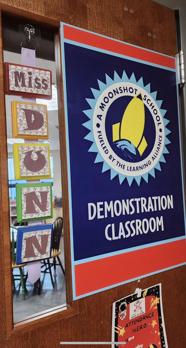 @verobeachelem #themoonshotschool We are all about growing all levels of the system! Today we branded our demonstration classrooms and recognized exemplary practices in SBI and Tasks!
