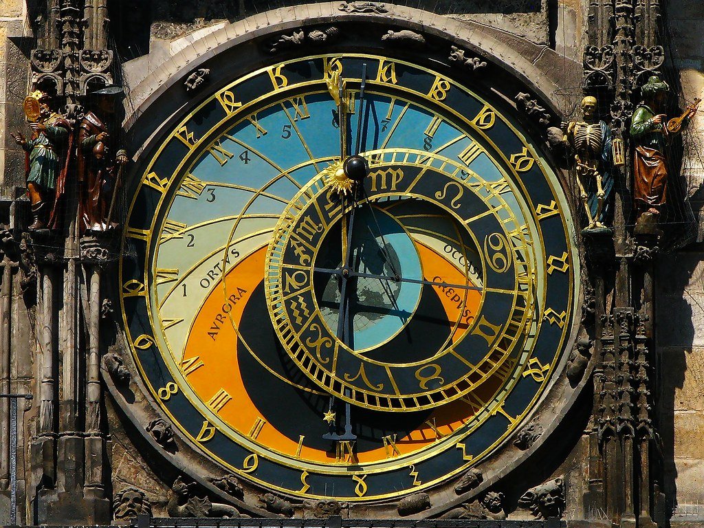 silvanoreaktor's tweet photo. Reloj Astronómico https://t.co/1oj4SPSjgH
