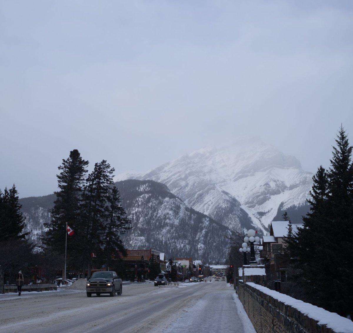 Goodbye Calgary.

Hello Banff.