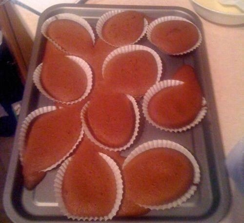 ㅤ
ㅤ
He tried to make cupcakes. tried. They're still eatable though!! ☺️
ㅤ