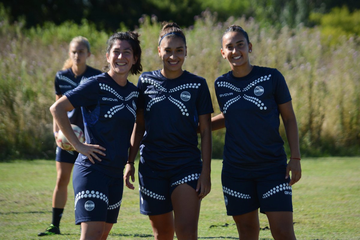 FemeninoCGE's tweet image. 🐺🤩 Otro día en casa 💙

22:22

#DaleLobo