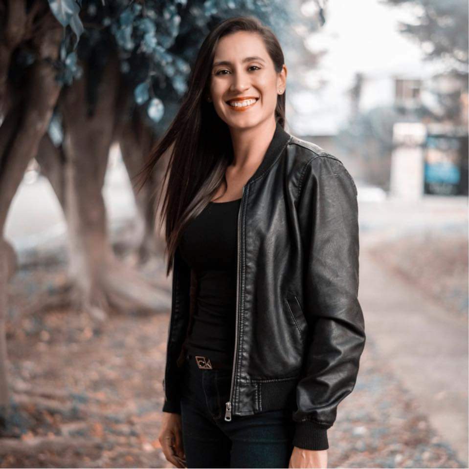 CoronaVirusGT's tweet photo. Si los corruptos no dejan participar a Samuel yo pido que sea @karinapazGt la próxima presidente del Congreso. 

RT para que se logré llegar a  decisión https://t.co/S1SEJ6N6Q1