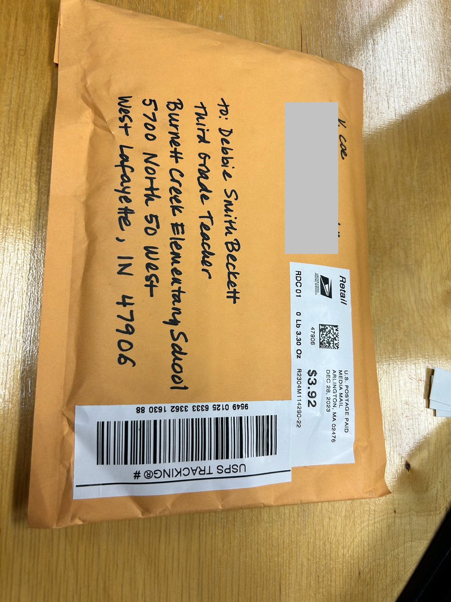 DSmithBeckett3's tweet photo. We are so excited! Thank you for the special surprise @victoriajcoe. We cannot wait to read about Fenway’s latest adventure. #thirdtimeisacharm😉 https://t.co/WyyOvhuUw9