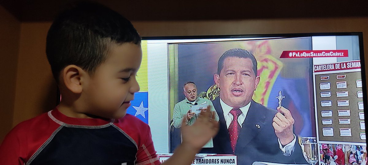 #17Ene Feliz y bendecida noche mi amada 🇻🇪 Hoy en casa Neythan Dos Ramos no permite que se le quite @ConElMazoDando 

#PaLoQueSalgaConChávez 

@dcabellor