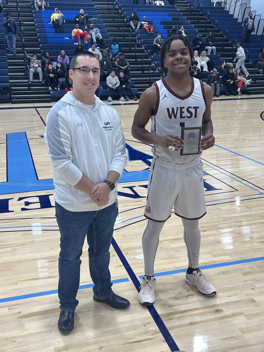 2024 Belleville East Winter Classic sponsored by <a href="/SSMHealthSM/">SSM Health Sports Medicine</a> Game 3 All Academic Team members:
<a href="/ACHS_Hoops/">Althoff Basketball</a> #1-Earl Liverpool
<a href="/MaroonsHoops/">BWest Hoops</a> #1-Jordan Lacey