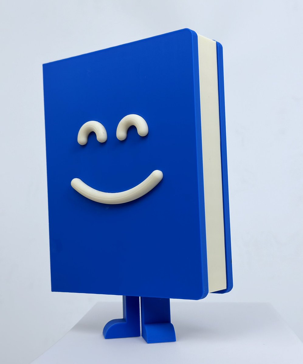 waldobroodryk's tweet photo. “Make the Logo Bigger”

First large format 3D printed prototype of @TryBookBuddy by @lizelle 

Printed in @Numakers_3D 
Blue &amp; Ivory PLA+ https://t.co/x2vQgATePu