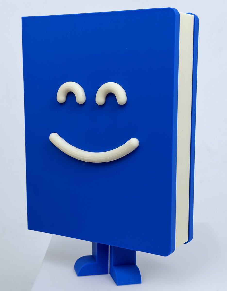 waldobroodryk's tweet photo. “Make the Logo Bigger”

First large format 3D printed prototype of @TryBookBuddy by @lizelle 

Printed in @Numakers_3D 
Blue &amp; Ivory PLA+ https://t.co/x2vQgATePu