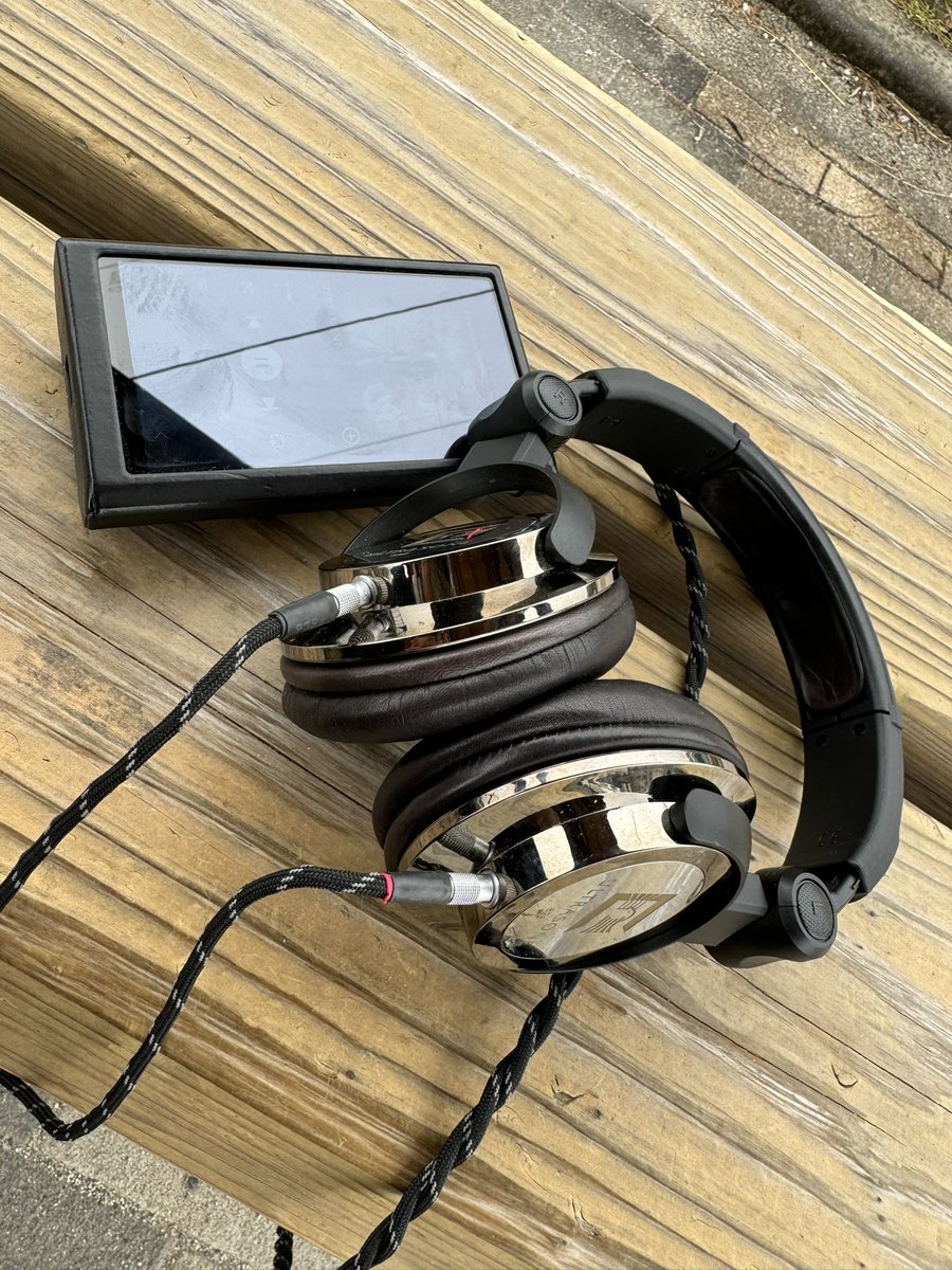 hachichi1600's tweet image. 公園ｵﾃﾞｵ
単体dap安定してます！やっぱいい！
ヘッドフォン余裕で駆動できる
#KANNULTRA #Astel&amp;amp;Karn