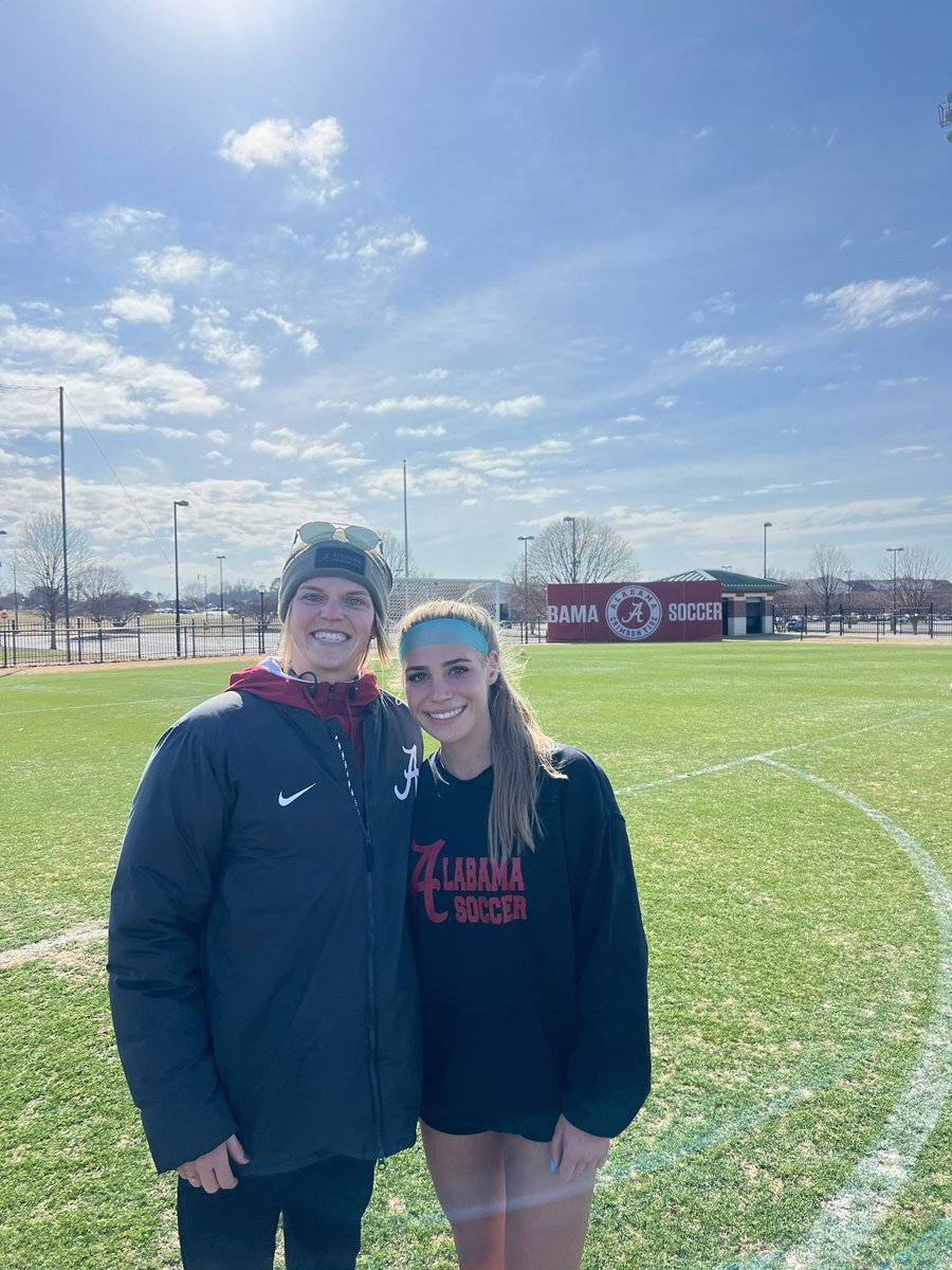 JaceyPhillips25's tweet photo. Thank you @AlabamaSoccer for this amazing weekend! Being here again reminded me how I love the campus, coaches, and atmosphere here so much. I hope to be back in the future! @UACoachHart @hannagardner71 @AlabamaSoccer
@ImYouthSoccer @GoMVB @TopDrawerSoccer @NCAASoccer @PrepSoccer https://t.co/KwEbtZZ8Br