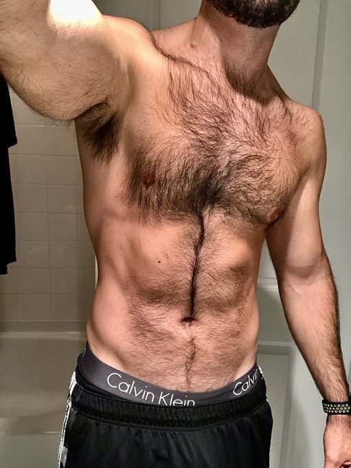 Sniff these hairy pits https://t.co/N9OZRvt6b9<a href="/tag/badbunny"class="tags"><span>#badbunny</span></a>