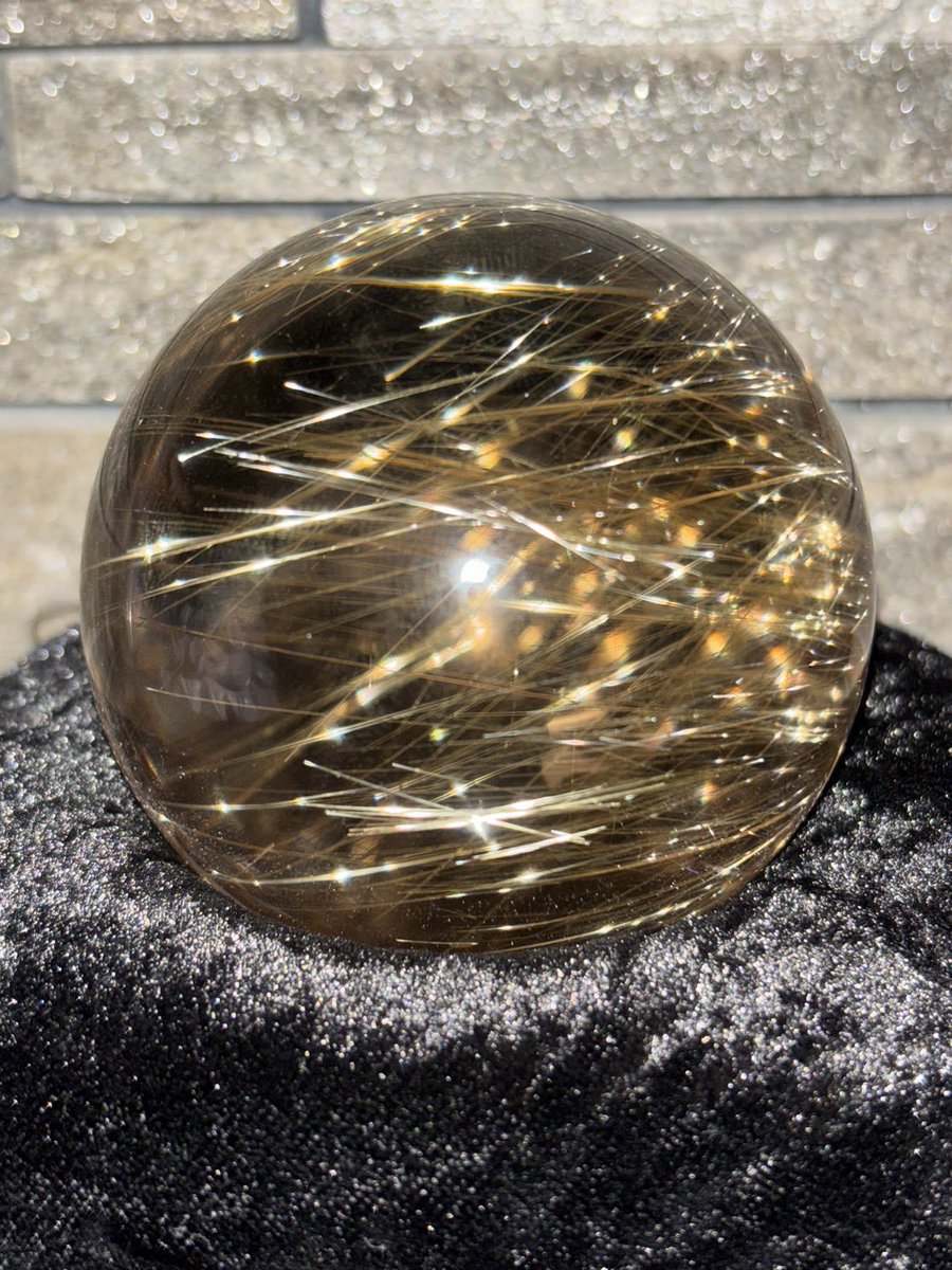 ルチルを待ち受けにしたいと言われたので撮った 波動のエネルギーを感じる