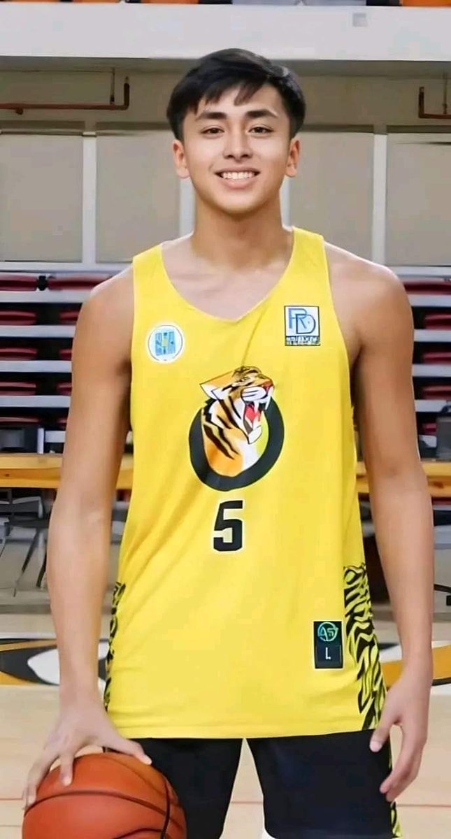 Kyleh Rivz 🦓💚 tweet media
