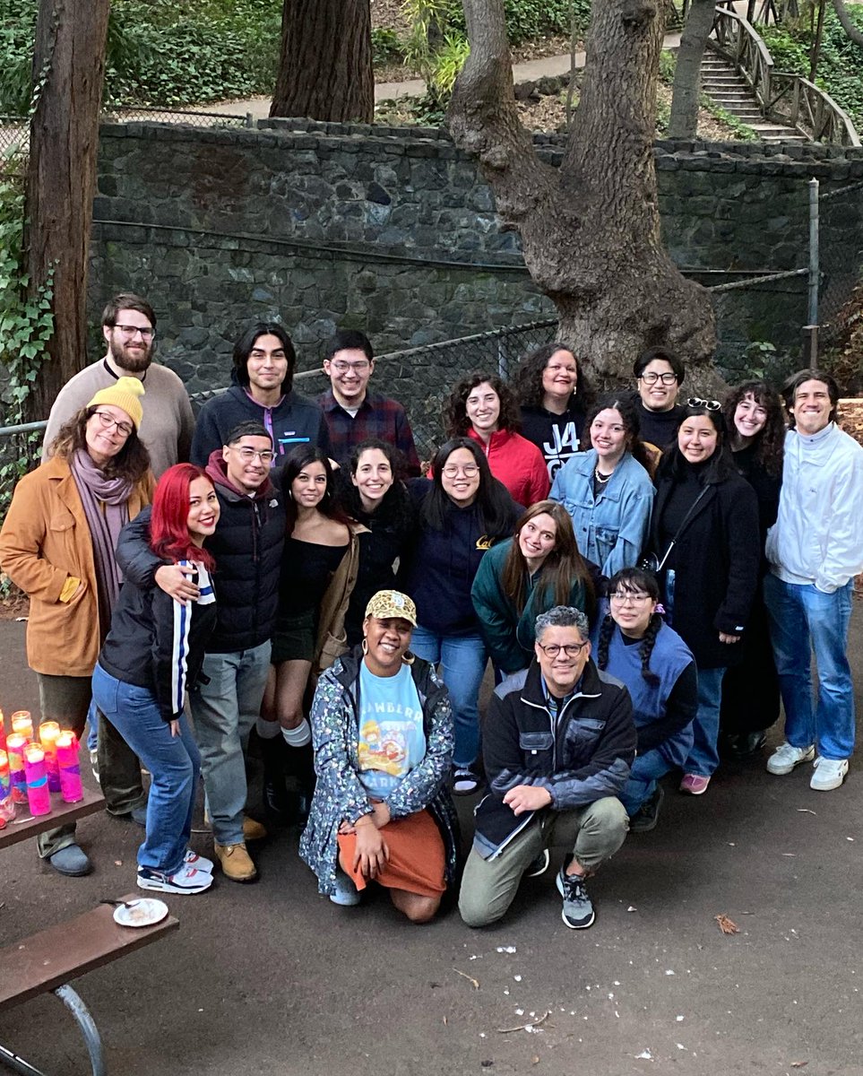 BTEP_Teach's tweet photo. Classes have officially started! 🎉Before things pick up we wanted to make some time for our students and faculty to connect and set our intentions with a candle 🕯️🕯️lighting ceremony for our 🍃Spring Kick Off 
#btepteach #btepway #springkickoff #teachersoftomorrow 💙💛💙💛 https://t.co/MuRaW5NxVX