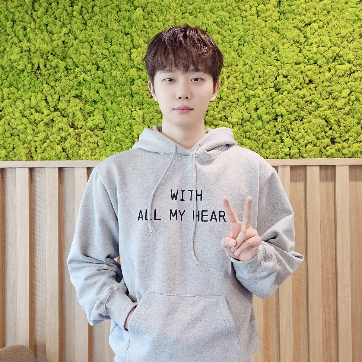 새벽 ◡̈ tweet media