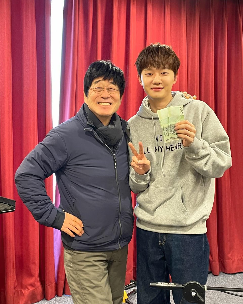 새벽 ◡̈ tweet media