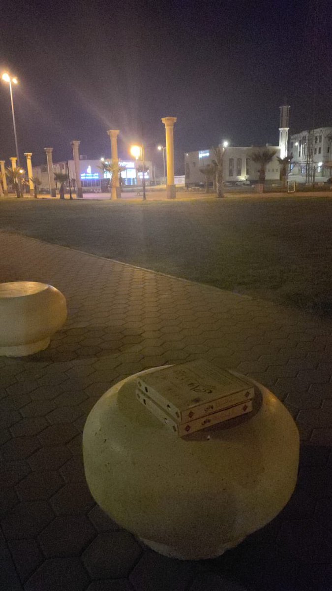 hohod5277's tweet photo. مندوب توصيل تطبيق جاهز يقوم بتوصيل الطلب للعميل ويضعه في الشارع
وعند التواصل مع الدعم يقول ليس لي حق استرداد المدفوع لأنه تم تسليم الطلب بالرغم من علمهم أن الطلب لم يصل
 ارجو من الجهة المسؤولة التدخل او إيجاد حل لمثل هذه التطبيقات الغير مسؤولة https://t.co/Ao83IdtZfN