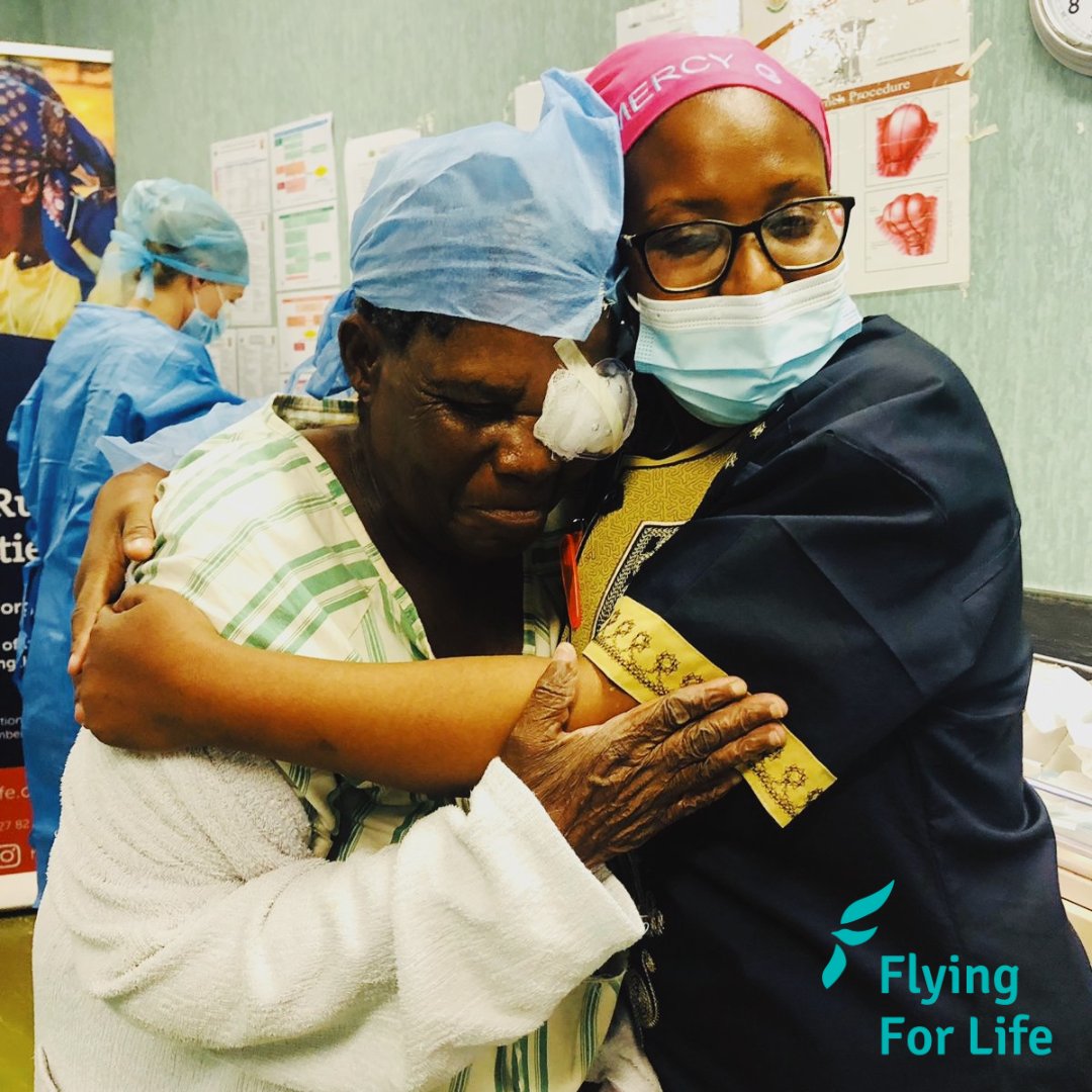 FlyingforLife1's tweet image. Let me help you with that burden. 
4 yrs without sight. 5 yrs. 6 yrs. 23 yrs...
We appreciate every donation towards our eye doctor flights, share a once-off or monthly gift to give the gift of sight: l8r.it/F21I.
Thank you!
#FlyingForLife bringing #HelpHopeHealing