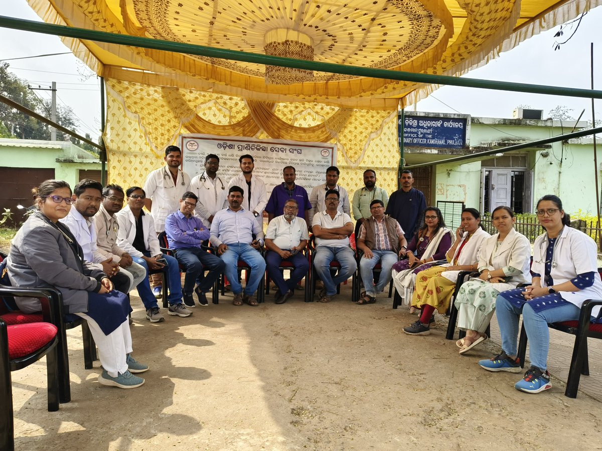 OvsaKandhamal's tweet photo. All #Veterinarians of Kandhamal are in #mass_leave and #protesting for fulfillment of long standing genuine demands. #OVSA @CMO_Odisha @dahvsodisha @Dept_of_AHD @DMKandhamal @farddept @kanak_news @MoSarkar5T @otvnews @rajaaswain @SecyChief https://t.co/DwSfXr3clJ