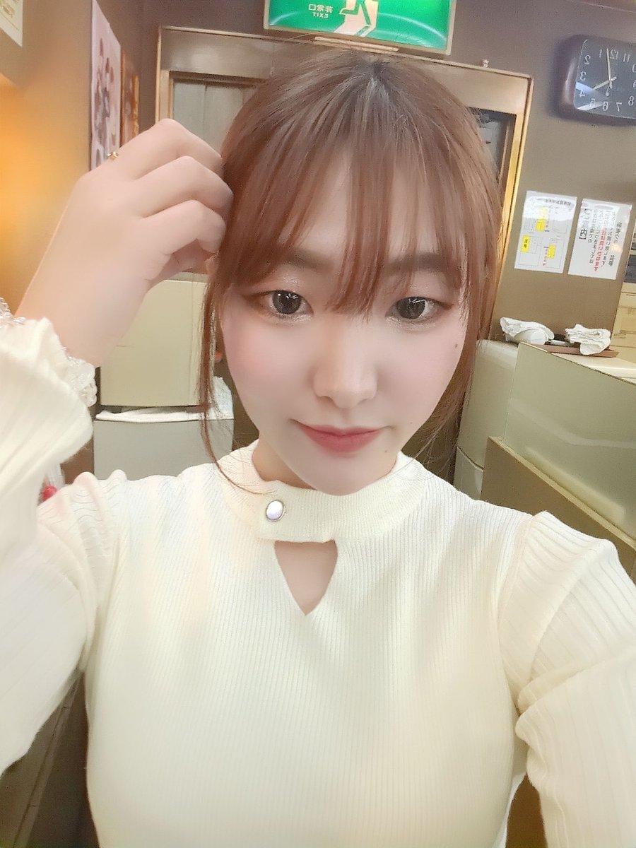 こんにちわ。芸夢です。
本日ゲスト！逢坂そらプロが到着しました😍
今日もお美しいです😊
このあと23時までいますので、
遊びに来てくださいね♪