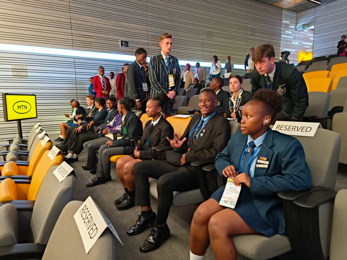 KayaNews's tweet image. The top achievers of the matric class of 2023 will be honoured today. 

#kayanews #MatricResults2023 TT