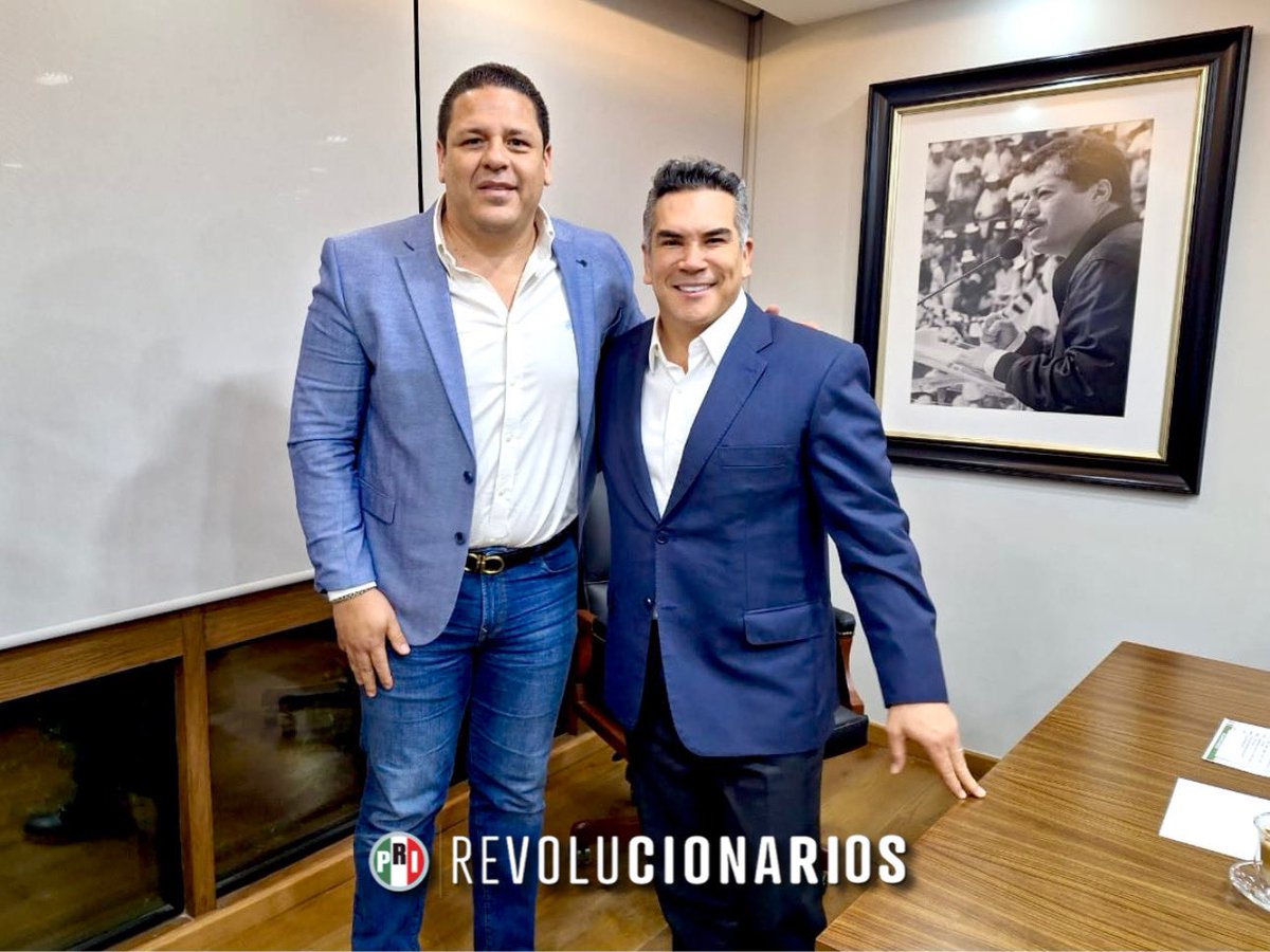 rubenzuarth's tweet photo. Gran plática con mi amigo Presidente @alitomorenoc,  coincidimos que el PRI es la única opcion para cambiar el rumbo de #Chiapas y #México.
#SomosRevolucionarios y estamos listos para dar la batalla por la gente. https://t.co/pdSSKldBfP
