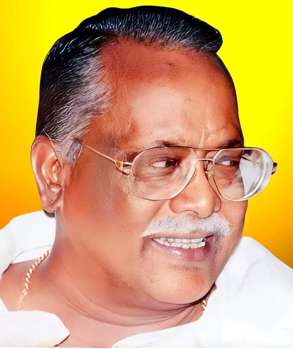 srmskd's tweet photo. இனம் என் உயிருக்கு சமம், அதற்கு பயன்படாத மத்திய அமைச்சர் பதவி மயிலிறகிற்கு சமம் என வாழ்ந்த எம் கூ.ராமமூர்த்தி படையாட்சியார் பிறந்த நாள் !
யாரிடமும் எதற்காகவும் சமரசம் செய்து கொள்ளாத் தமிழர் ; இனத்திற்காய் எவரையும் எதிர்க்க துணிந்த தலைவர் !
சனவரி 18
எம் காவிரி தலைவன் பிறந்த நாள் ! https://t.co/cVEPMihU3B