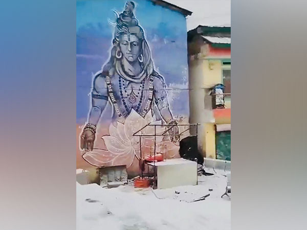 Uttarakhand: Kedarnath Dham receives heavy snowfall
Read @ANI Story | aninews.in/news/national/…
#Uttarakhand #KedarnathDham #snowfall