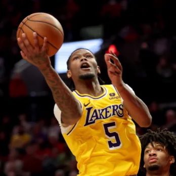 Lakers Lead tweet media
