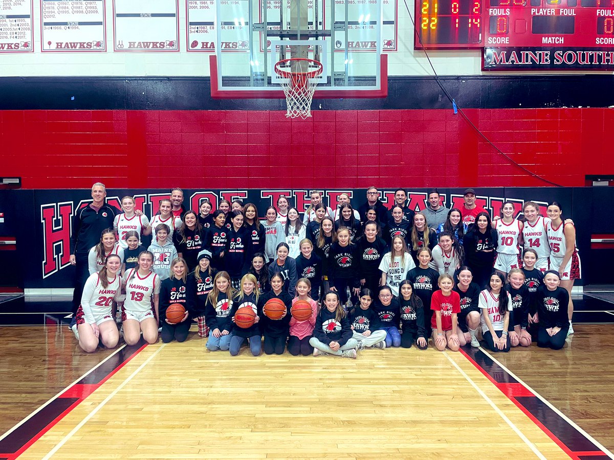Hawks 21-1 (7-0) beat New Trier 63-44.  Great having the PR Hawks out!  Fri is Senior Night vs GBS at 6:00!  Boys at 7:30.

Leyden 16pts 4st 3ast
Blagojevich 14pts 3rb 3st 
Fahy 14pts 5rb
Barker 9pts 4st 3ast
Pape 5pts 8rb
Kobylarczyk 5pts 4rb
<a href="/dhpreps/">Daily Herald Preps</a> <a href="/ill_hoop_scores/">illinois_hs_hoops_scores</a>