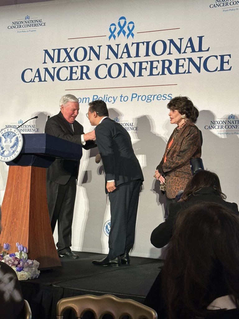Floré by Sun Genomics (@sungenomics) on Twitter photo Let’s level up medical science and celebrate our innovators. <a href="/drwilliamli/">Dr. William Li</a> is awarded the Dr. Andrew von Eschenbach award for his work and best selling book #eattobeatdisease. Mentions the importance of the immune system, our #microbiome, and molecular nutrition. Let’s level up medical science and celebrate our innovators. <a href="/drwilliamli/">Dr. William Li</a> is awarded the Dr. Andrew von Eschenbach award for his work and best selling book #eattobeatdisease. Mentions the importance of the immune system, our #microbiome, and molecular nutrition.