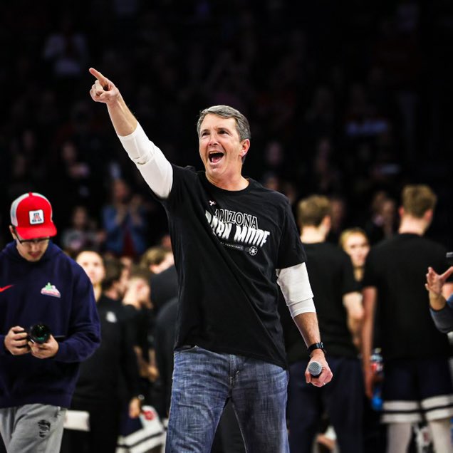 ArizonaFBall's tweet photo. Coach Brennan experiencing McKale Magic tonight 🤩

Thank you for having us @ArizonaMBB! https://t.co/XOrjZmXzKy