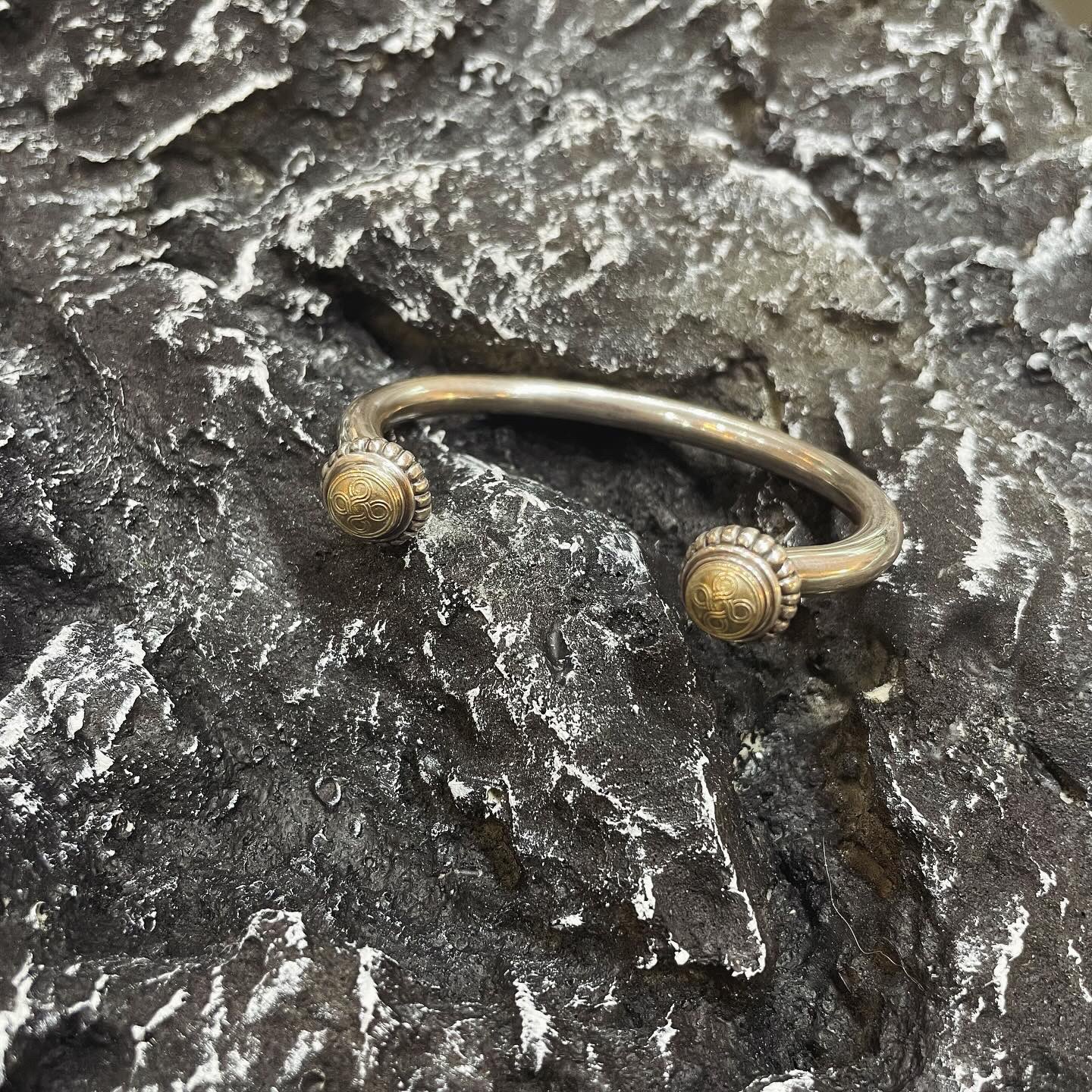 CHOLOS / チョロス　RITUAL BANGLE　バングル　K18 fit=scale-down,w=1200