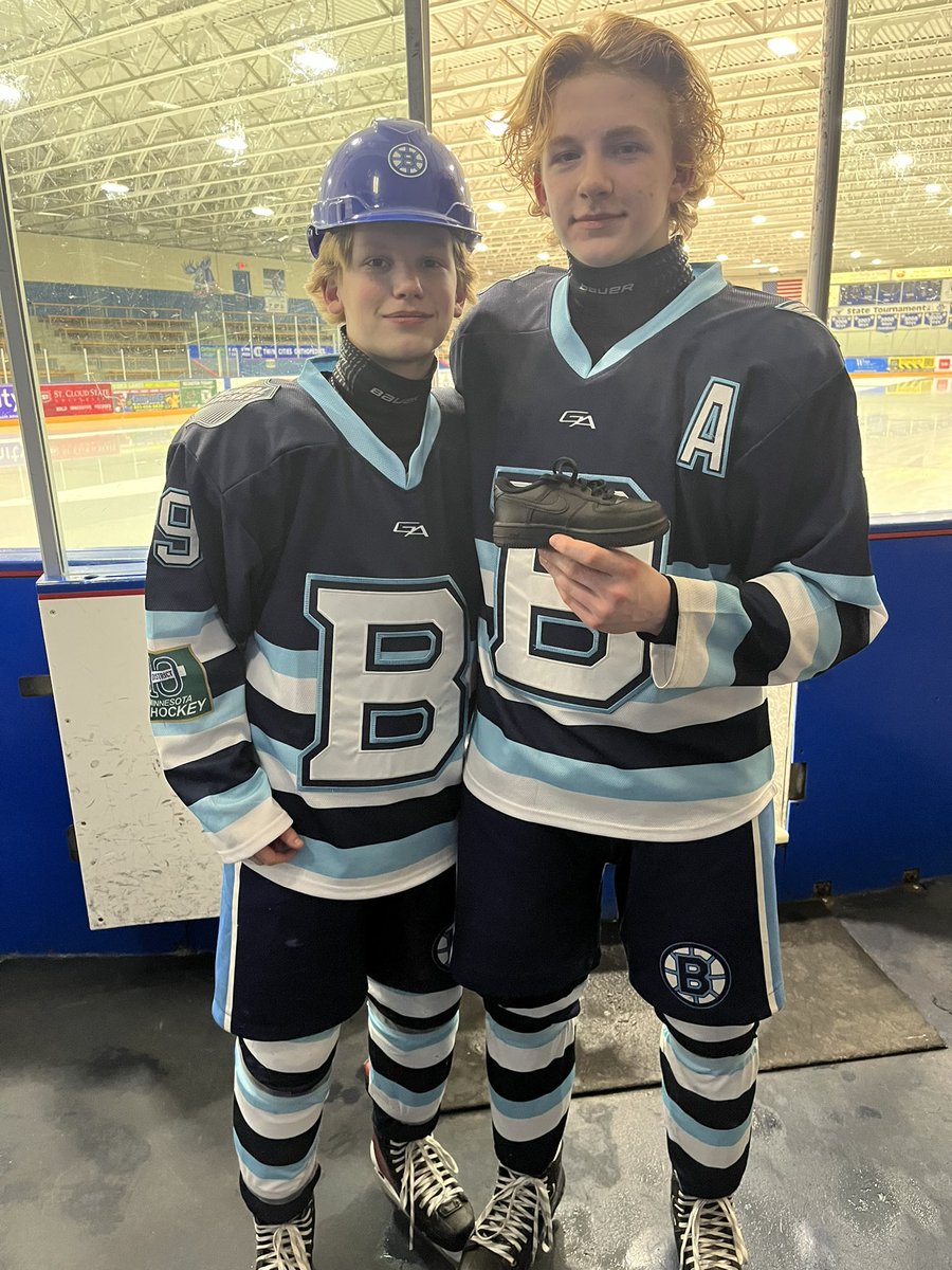 BlaineBAA's tweet photo. Bengals win!!

The boys get back on track with a big D10 win over Champlin. Next up is the Moose Goheen this weekend. 

Players of the game go to Grant Frischmon and Weston Johnson - congrats to Grant on his first two Bantam AA goals!

#Ferda

@YouthHockeyHub @mnhshockeytalk https://t.co/oDG1jUiBVe