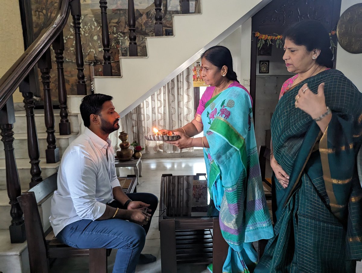 VenkatBalmoor's tweet photo. Started from home, with the blessings of my family, to submit my nomination papers for MLC. https://t.co/ZBLaNwvrBh