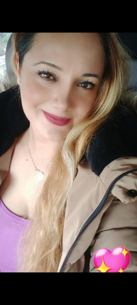 *
Hiç bir hediye yürekten verilen ,
sevgi kadar değerli değil ki ..!
İhtiyacım var işte ..
yüreğine sığınıp ,
nefesin de ısınmaya .. ⁠♡♡

Güzel bir gün diliyorum ☕🍃

Günaydınnnn ❤️