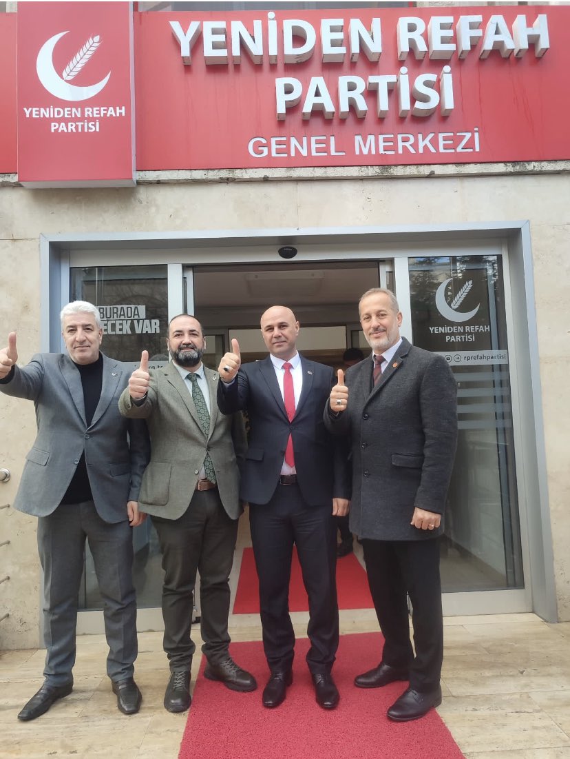 OrhanKaraYRP's tweet photo. Bekle bizi sultangazi,güzel günler pek yakın.
SULTANGAZİ’YE DOĞMA BÜYÜME,ÇAMURUNDA YOĞRULMUŞ,SULTANGAZİ’Lİ BAŞKAN GELİYOR.
#başkanayşan
Yeniden Refah partisi Sultangazi belediye başkan aday adayı.Muhammed Ayşan👍🏼 https://t.co/vgGCb0vMtB