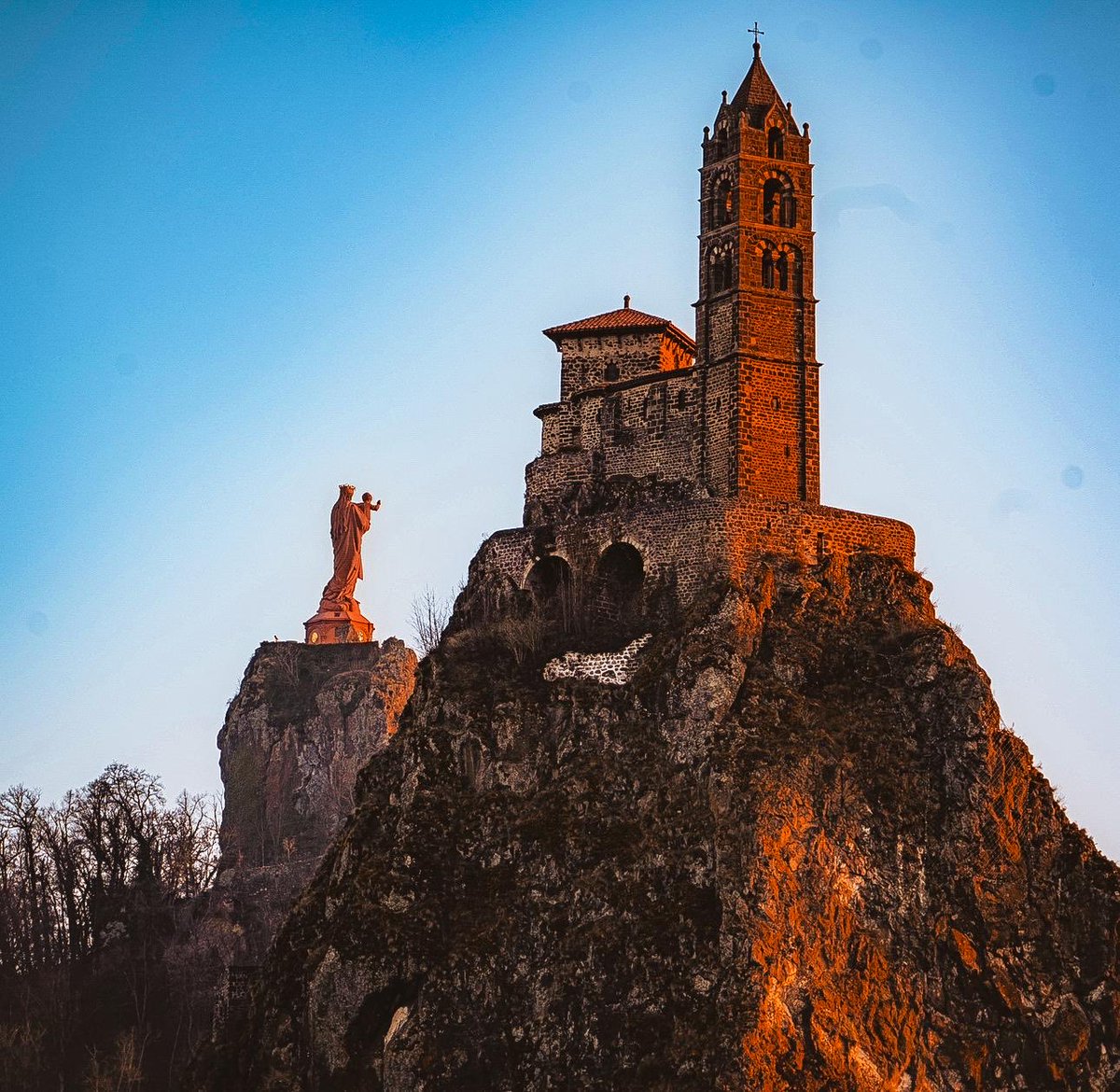 Certains regards sur #lepuyenvelay ! #Patrimoine aux 4 saisons #envelay #2024