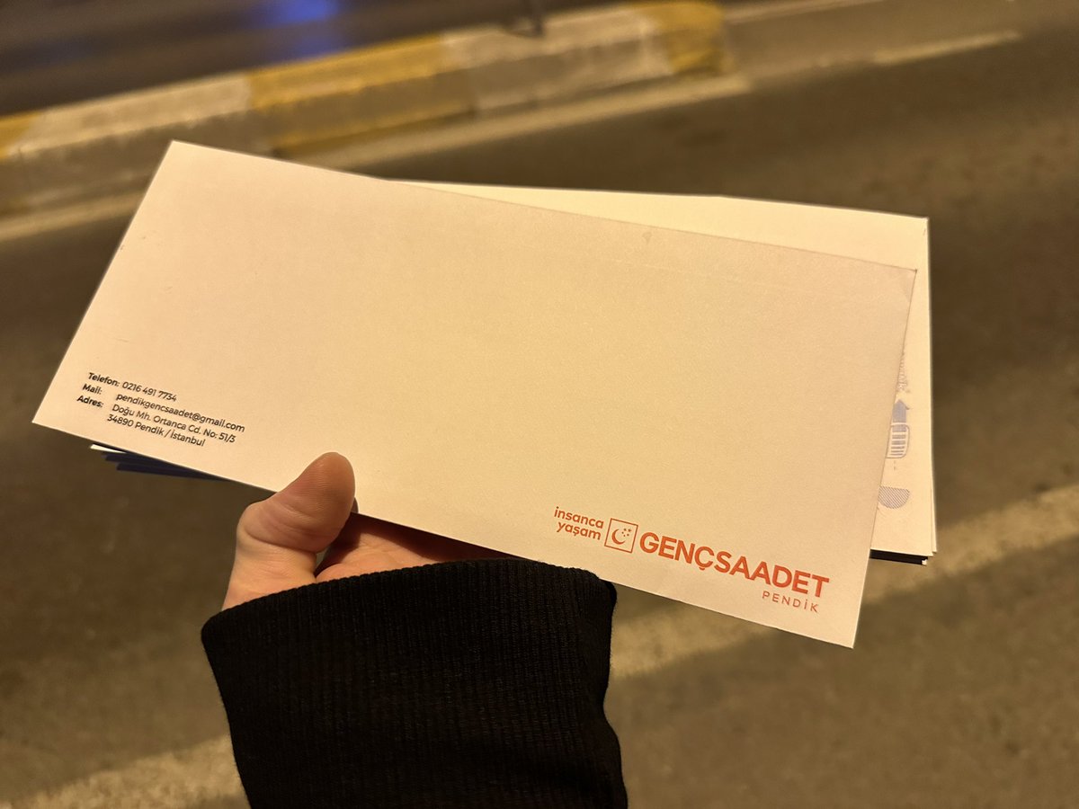 Siftah, güne başlangıçtır. 
İstedik ki, sürekli birbirleriyle dayanışma halinde olan esnafımızın bugünkü siftahı bizden olsun.

#pendikgençsaadet #gençsaadet #pendik