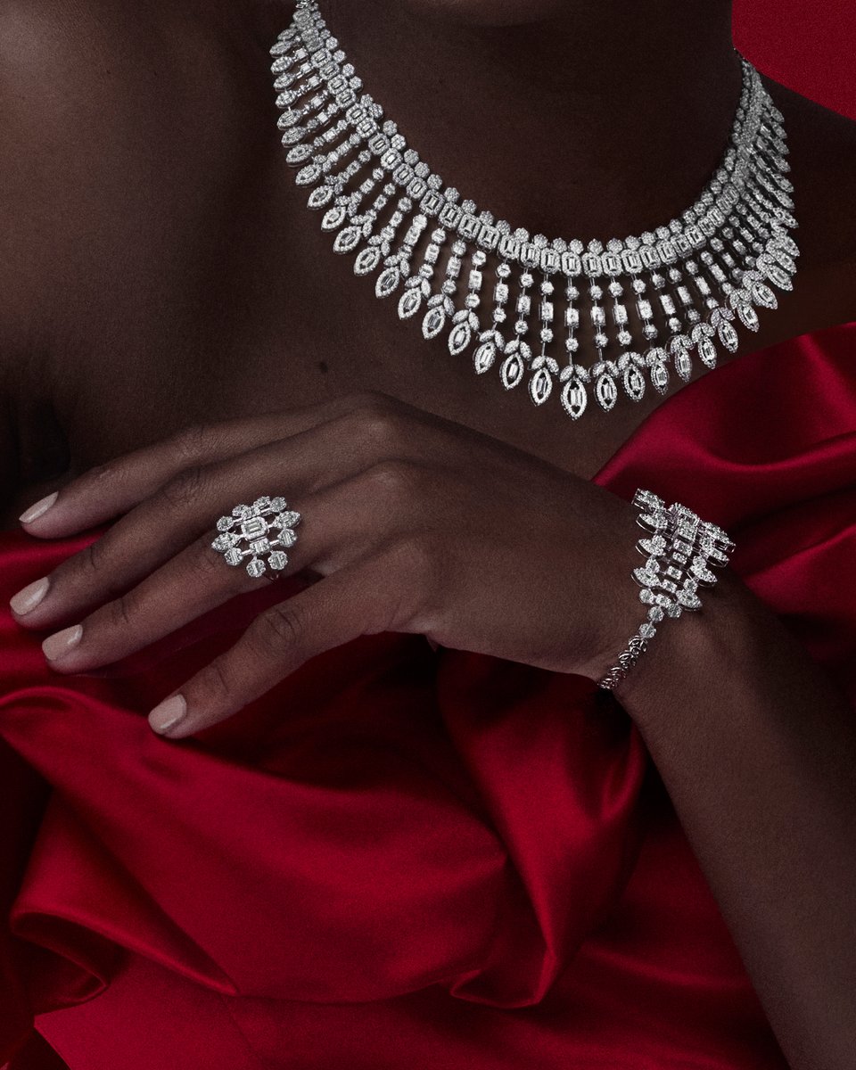 Arrive in style with the Whisper Collection, luxury in 18k white gold. Shine bright in high-quality diamond-cut zircon across versatile pieces; necklaces, bracelets, rings, and earrings. ⁠ ⁠⁠ ⁠ #WhisperCollection #AlRomaizan⁠ #الرميزان #مجموعة_ويسبر