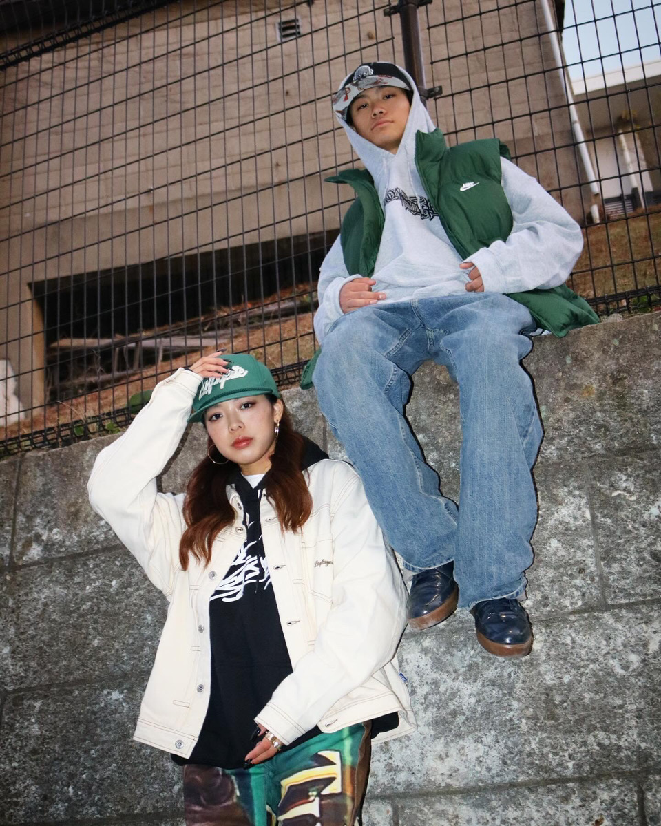 lafayette_jpn's tweet photo. LFYT × ENTA DA STAGE HOODIE
サイプレス上野(@resort_lover)主催のMC BATTLE #ENTADASTAGE と #LFYT によるコラボアイテム!!
合わせやすいカラーに存在感のある書き下ろしロゴがアクセントに💯✨
📱https://t.co/Xo96N7kuy9
#Lafayette #ラファイエット
#フーディー https://t.co/ACTL8B0Efs