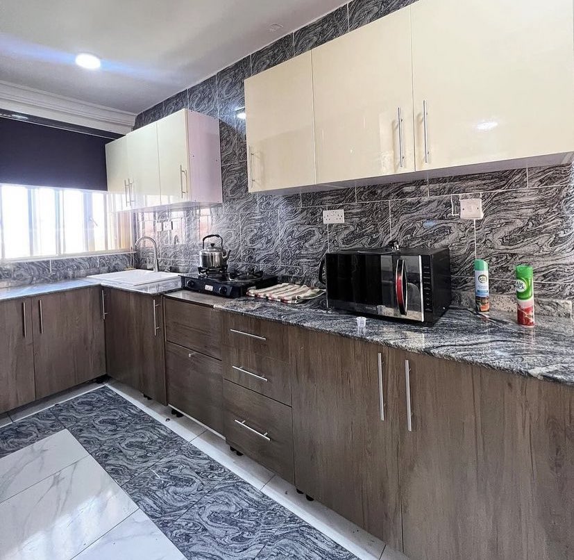 ProEarthNG's tweet photo. FURNISHED 1 BEDROOM APARTMENT FOR RENT!!!
Location: Osapa, Lagos Rent: 4m per annum
Other Charges:
Agency: 10%
Legal: 10%
Caution: 400k
Service Charge : 600k
#proearthng #luxuryhomes https://t.co/58DDchisxb