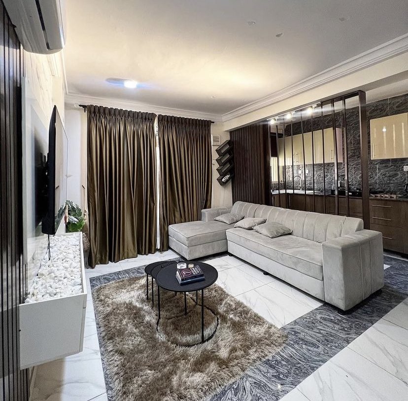 ProEarthNG's tweet photo. FURNISHED 1 BEDROOM APARTMENT FOR RENT!!!
Location: Osapa, Lagos Rent: 4m per annum
Other Charges:
Agency: 10%
Legal: 10%
Caution: 400k
Service Charge : 600k
#proearthng #luxuryhomes https://t.co/58DDchisxb